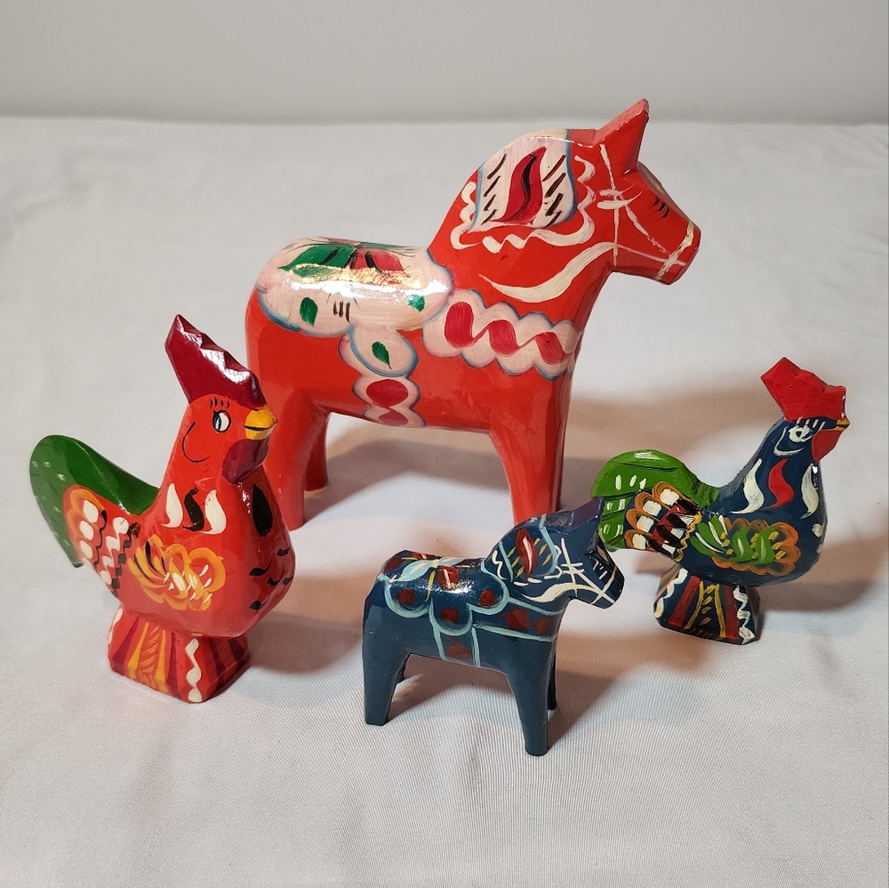 Vintage Swedish Tilly G.A. Olssen Hand Vrafted Dala Horses & Roosters Set